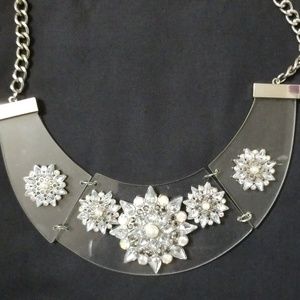 Acrylic and stones necklace
